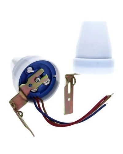 Фотореле PS-2 10А 2200Вт IP44 (fr-ps-2-10). Фотореле. EKF в Петрозаводске